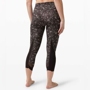 Lululemon Wunder Under High-Rise Crop Leggings | Luxxtreme | Size 4